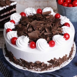 classic-chocolate-flake-forest-cake