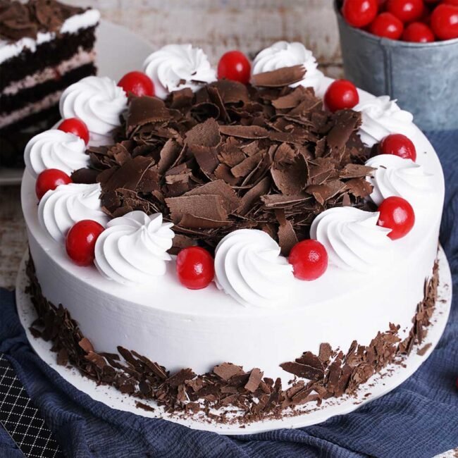 classic-chocolate-flake-forest-cake