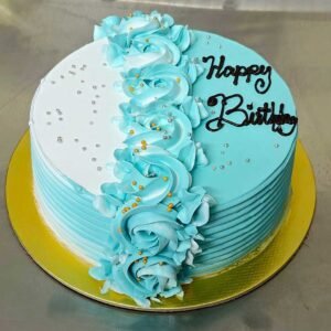 delightful-vanilla -drip-cake