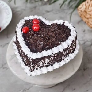 heart-shape-black-forest-cake