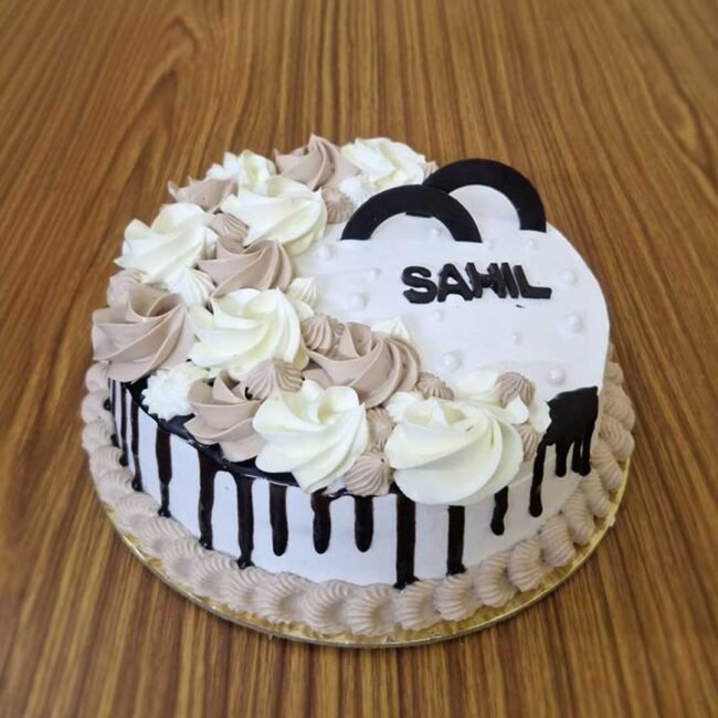rich-buttercream-vanilla-cake rich-buttercream-vanilla-cake