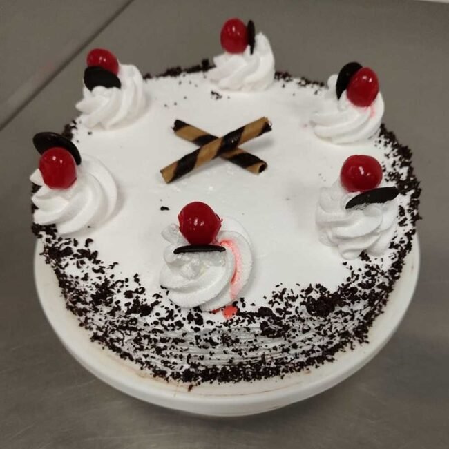 soft-cream-classic-forest-cake