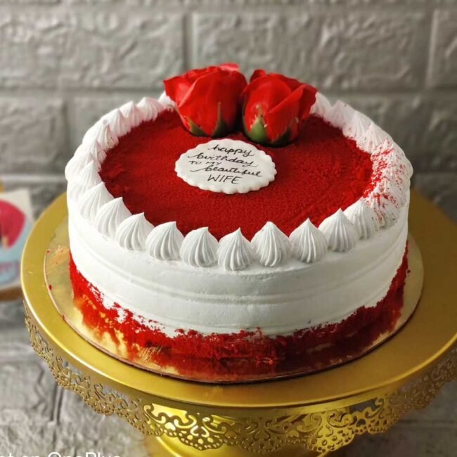 strawberry-velvet-fusion-cake